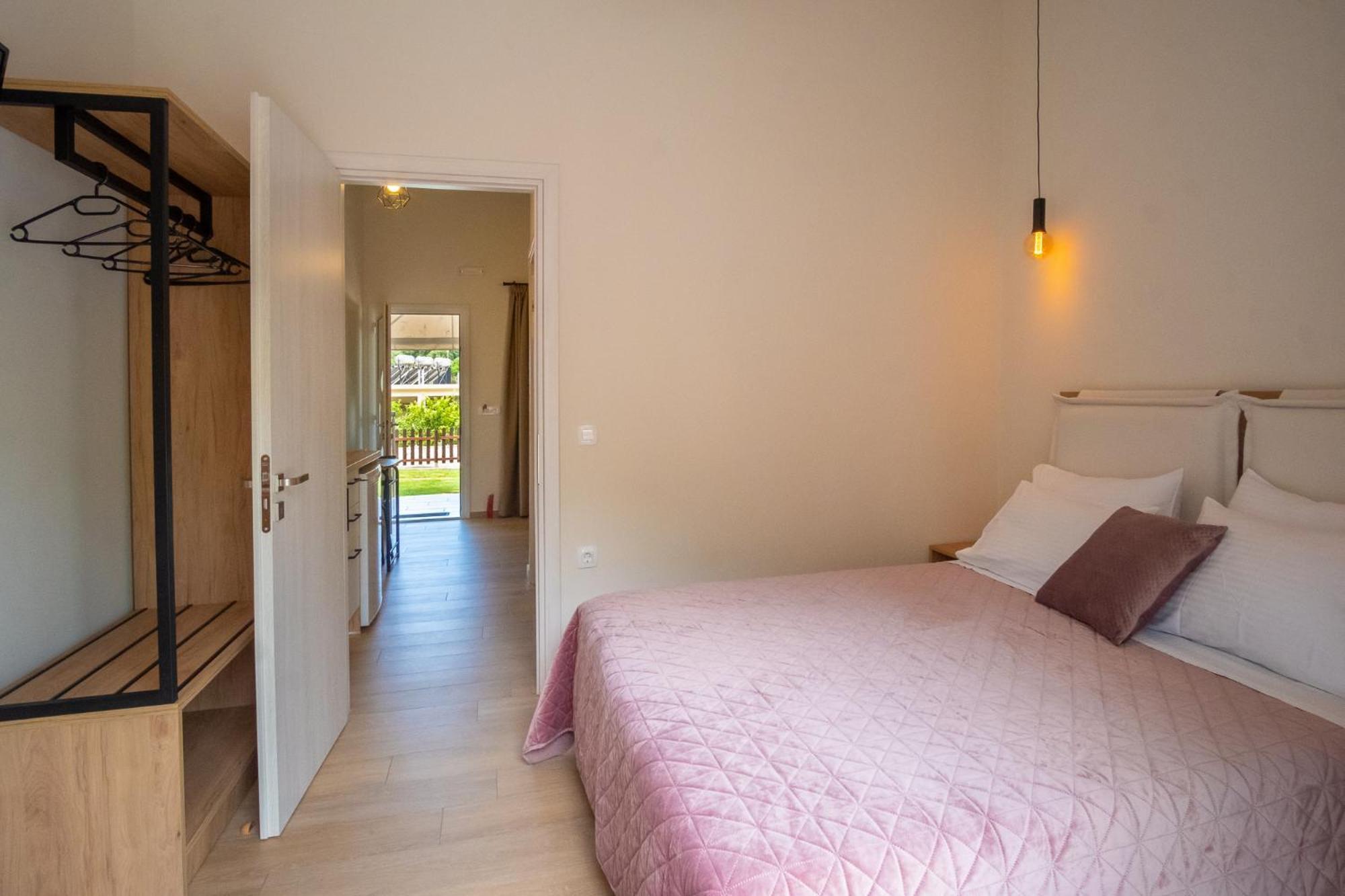Rousis Studios Parga Extérieur photo