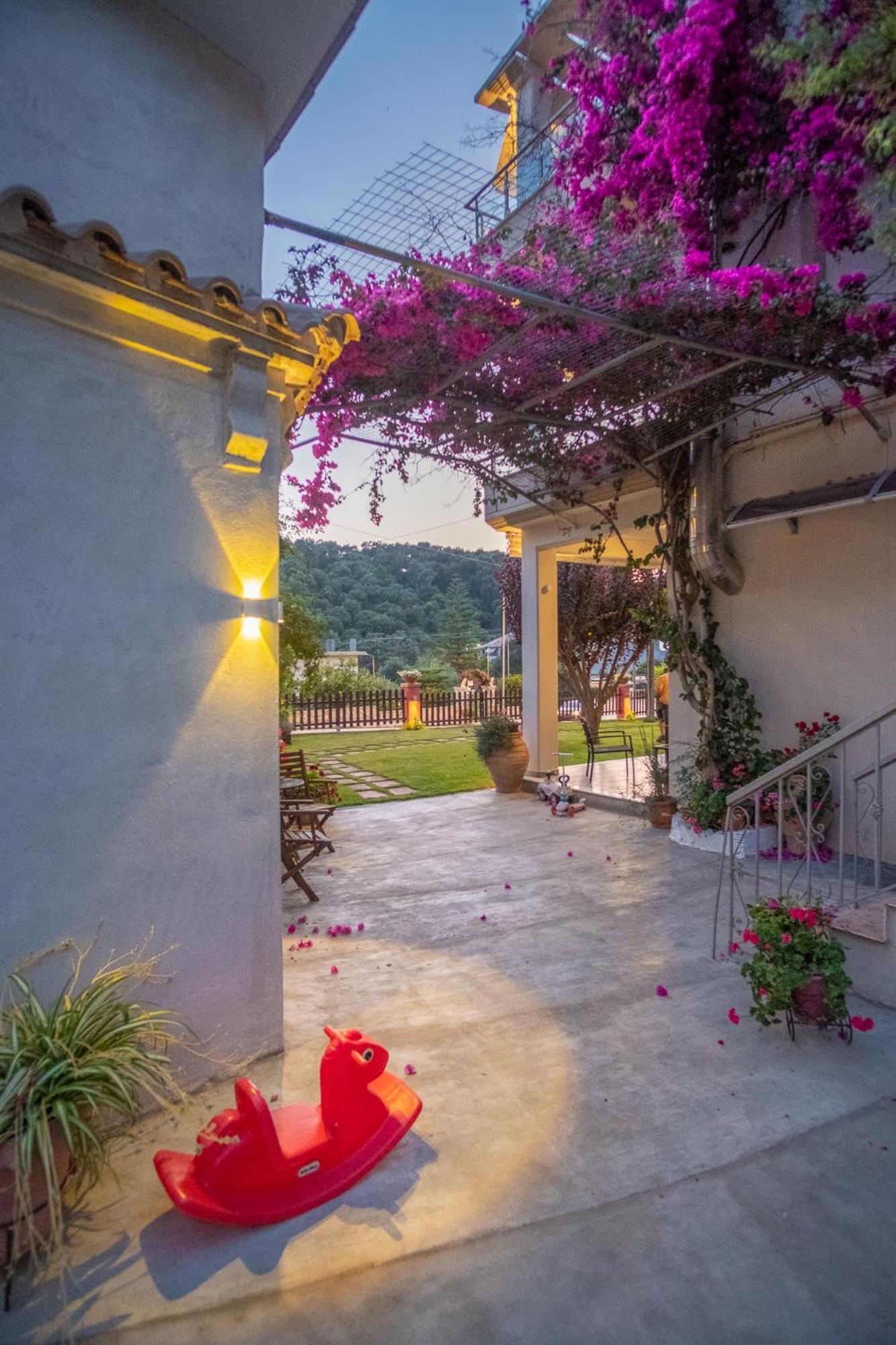Rousis Studios Parga Extérieur photo